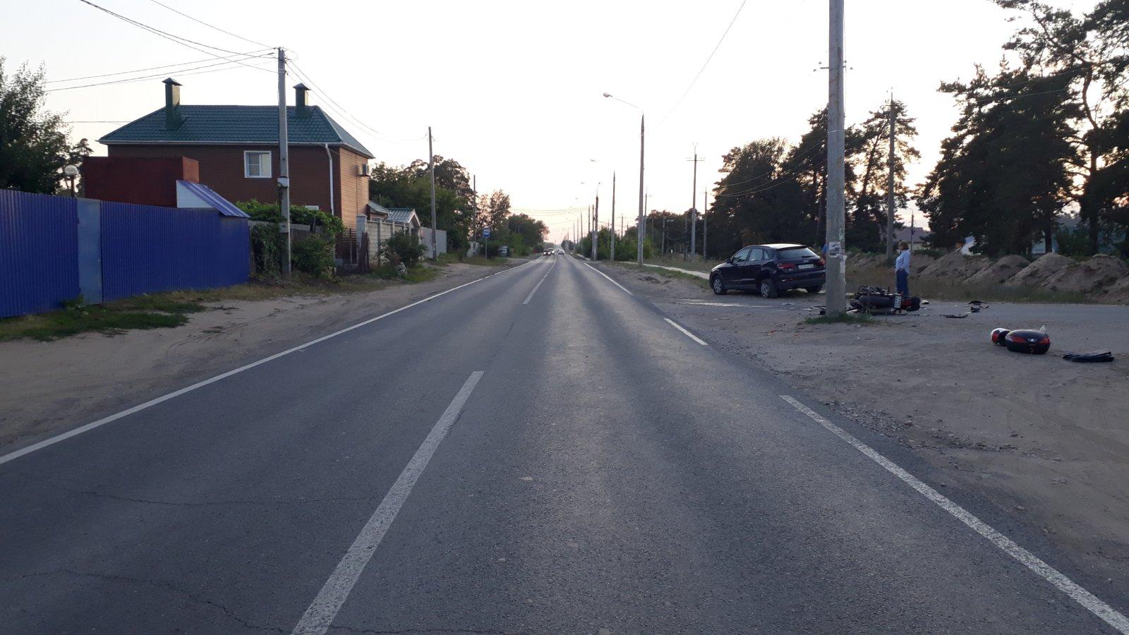 В Тольятти столкнулись мотоцикл и машина. Пострадал человек | 27.07.2021 |  Тольятти - БезФормата