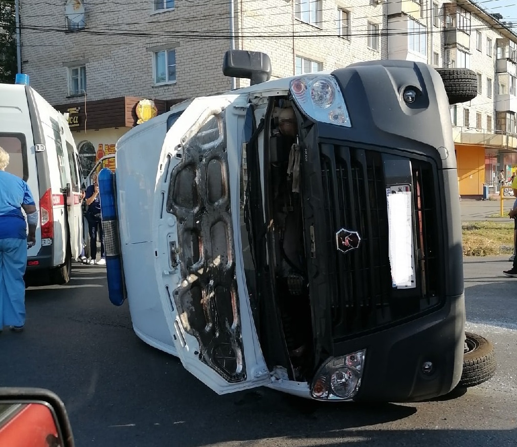 В Тольятти в аварии со скорой пострадали люди  TLT.ru - Новости Тольятти