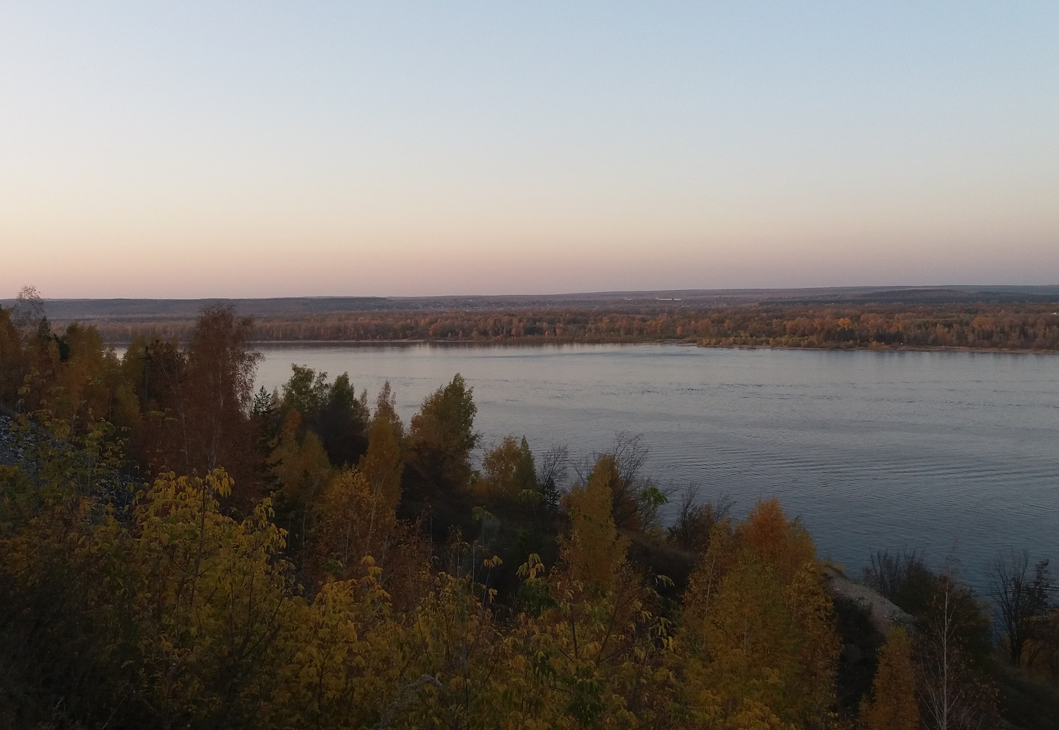 Тольятти казань. Саратов Самара и Ульяновск лежат на Волге.