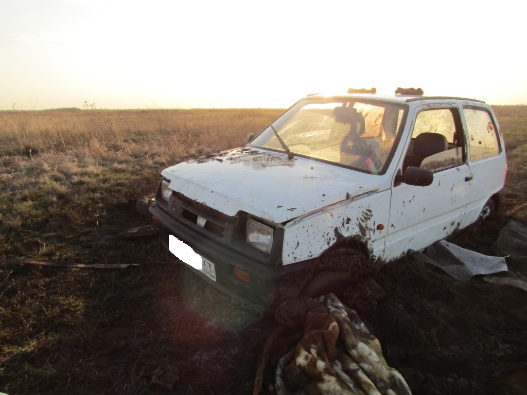 В Самарской области молодежь угнала машину и застряла в поле | TLT.ru -  Новости Тольятти