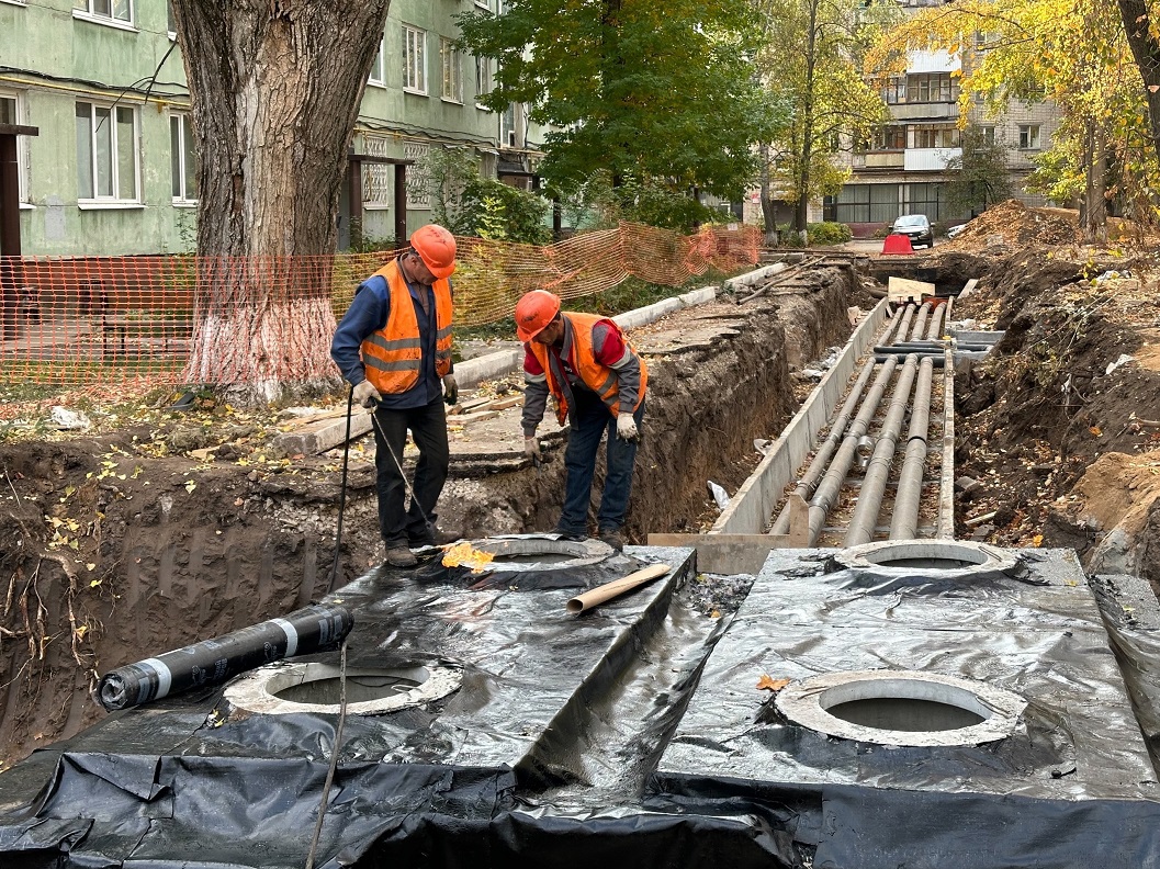 Глава Тольятти проверил работы по замене теплосетей в 75 квартале | TLT.ru  - Новости Тольятти