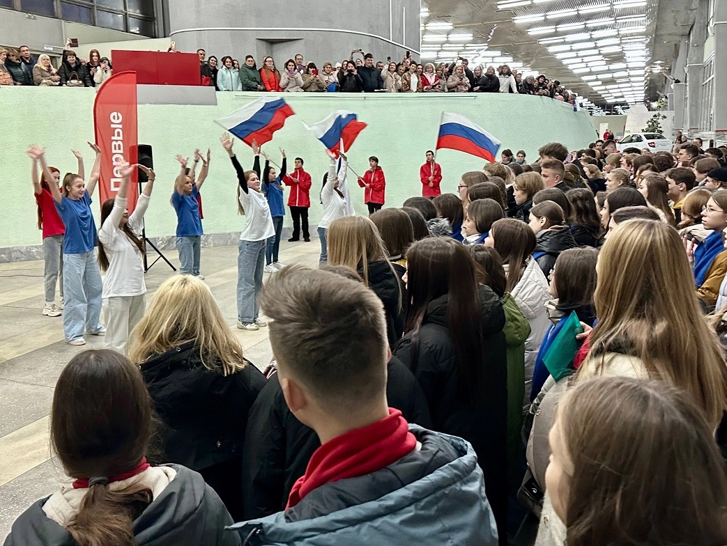 Форум молодежи вднх. Выставка на ВДНХ молодежной политики Югра. ВДНХ Молодежная политика фото. #МОЛОДЕЖЬТЛТ.