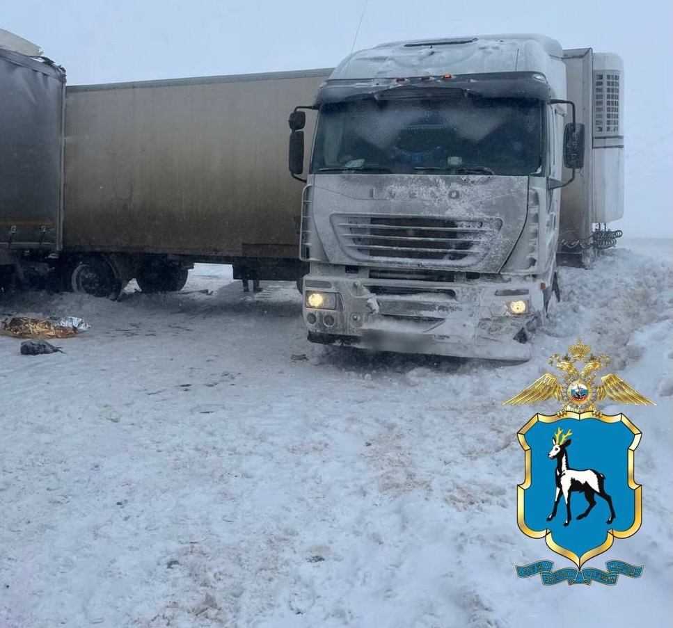 В Самарской области на М-5 столкнулись 15 машин. Движение остановлено |  16.01.2024 | Тольятти - БезФормата