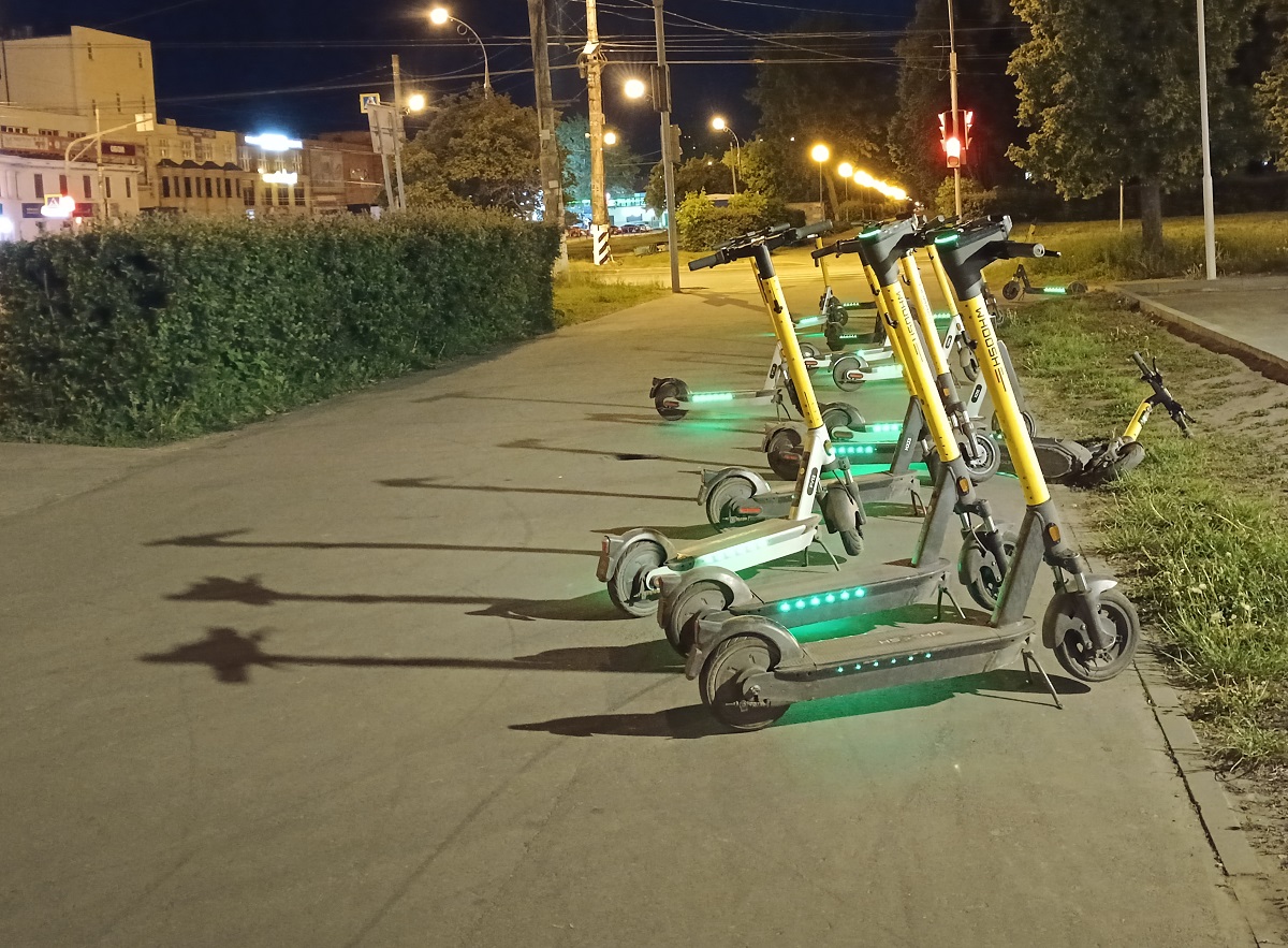 В Тольятти начнут ограничивать работу электросамокатов | 10.07.2024 |  Тольятти - БезФормата